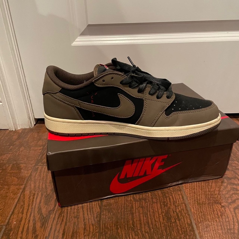 Travis Scott X Air Jordan 1 Low Mocha